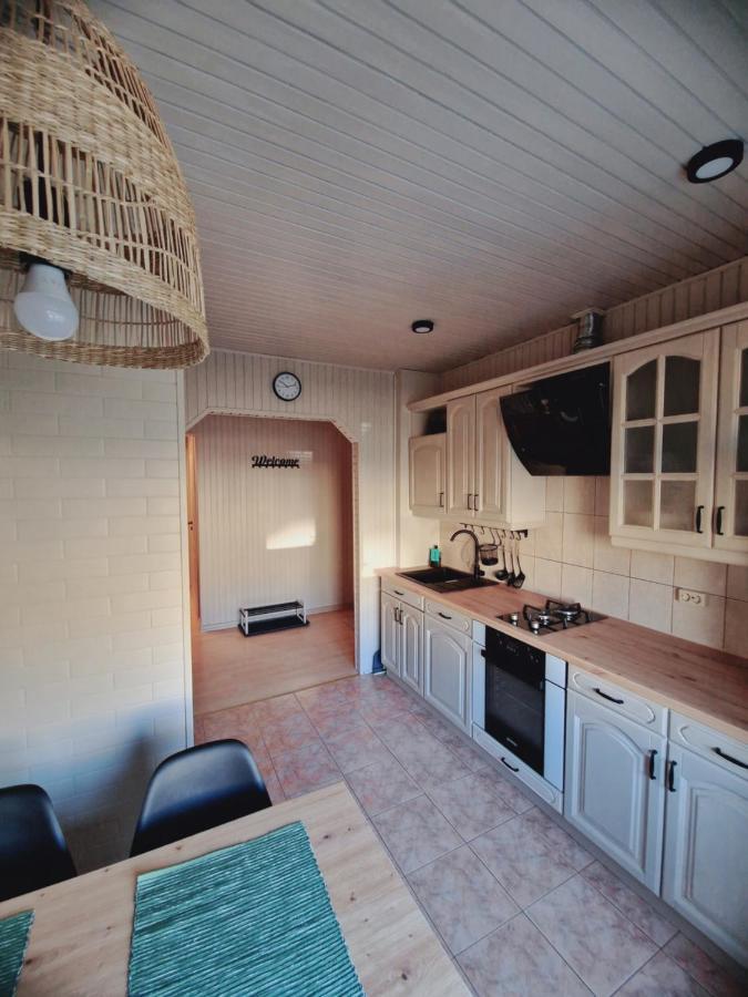 Apartamentai Sukileliu Pr. カウナス エクステリア 写真
