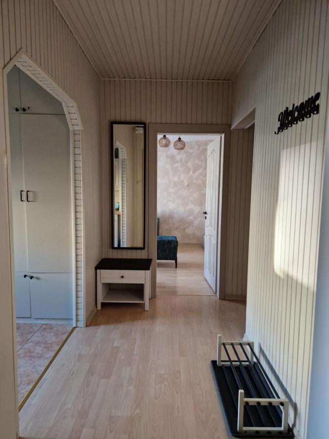 Apartamentai Sukileliu Pr. カウナス エクステリア 写真