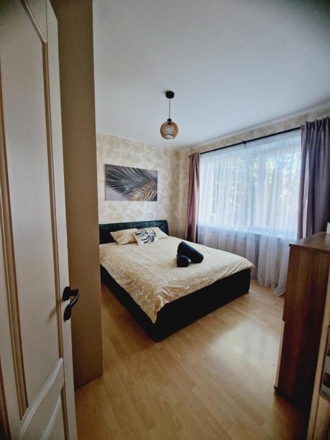 Apartamentai Sukileliu Pr. カウナス エクステリア 写真